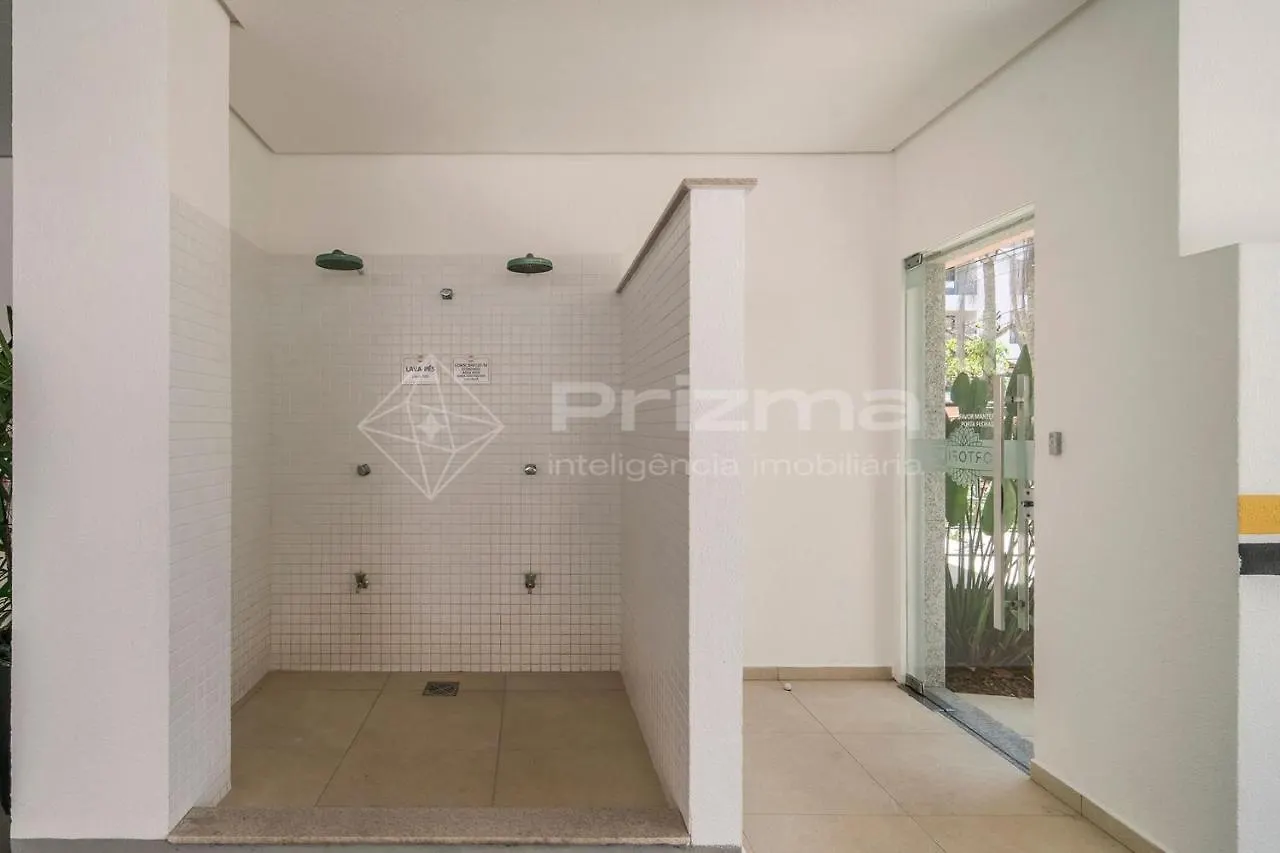 Portofino 202 - Aconchegante Apto 03 Dorms Com Otima Localizacao. 邦比尼亚斯